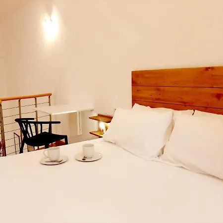 Apartamento By Gaiarooms