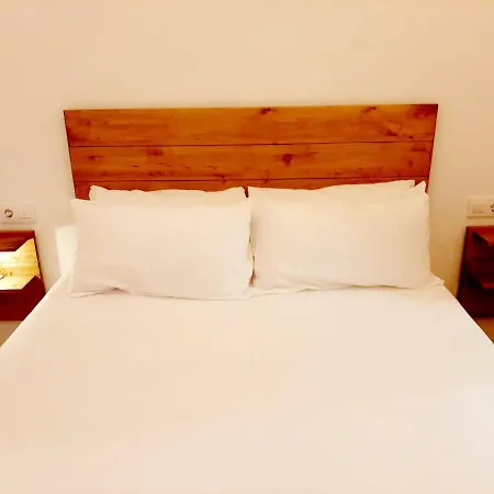 Apartamento By Gaiarooms Candelario